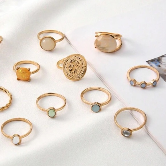 Set Of 12 Creative Baroque Jelly Colored Rings - Picture 6 of 8